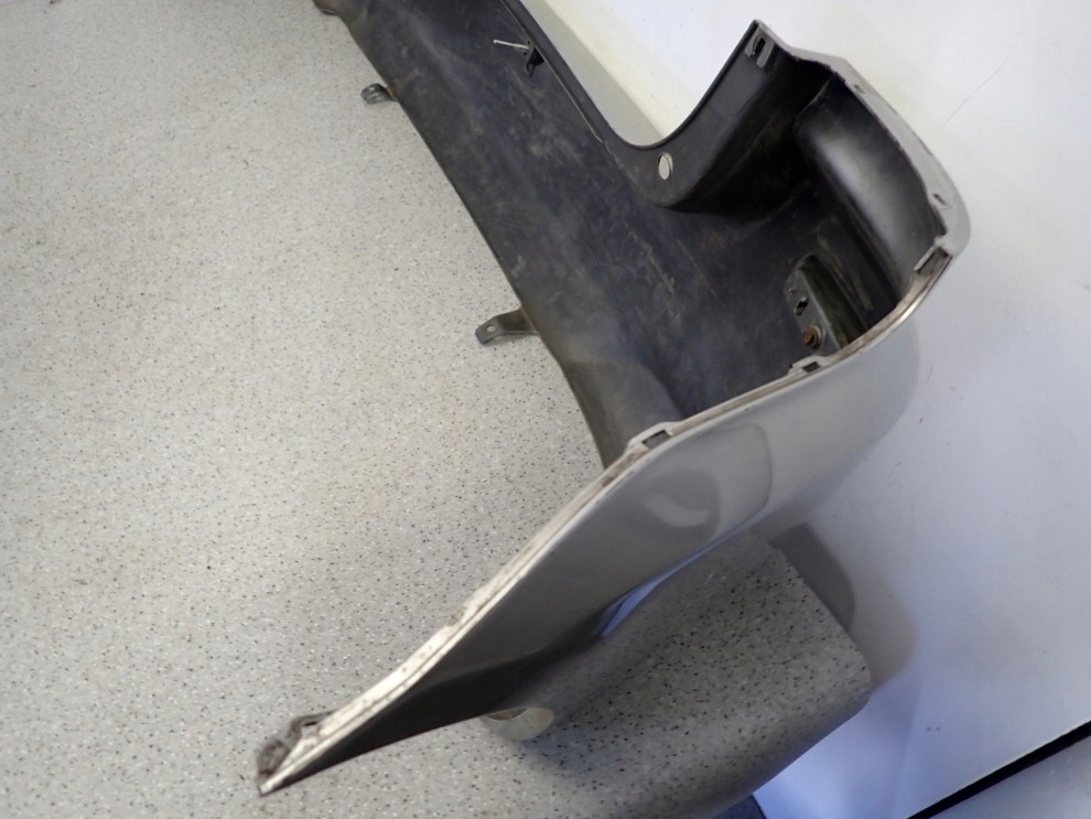 TOYOTA COROLLA VERSO 04- ZDERZAK TYLNY 1C0 14/15