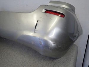 TOYOTA COROLLA VERSO 04- ZDERZAK TYLNY 1C0 3/15 MINIATURA