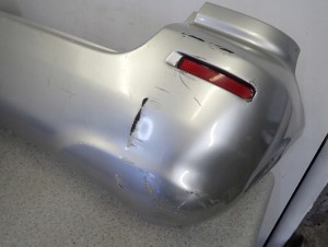 TOYOTA COROLLA VERSO 04- ZDERZAK TYLNY 1C0 4/15 MINIATURA