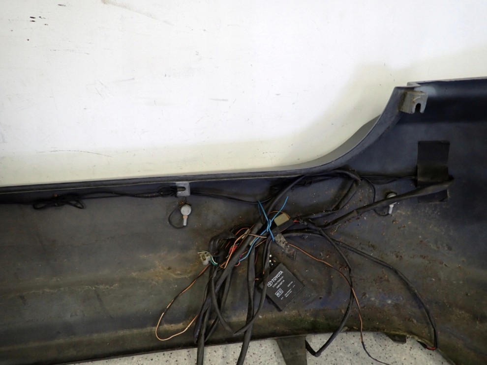 TOYOTA COROLLA E12 HB 02-04 ZDERZAK TYLNY 15/15