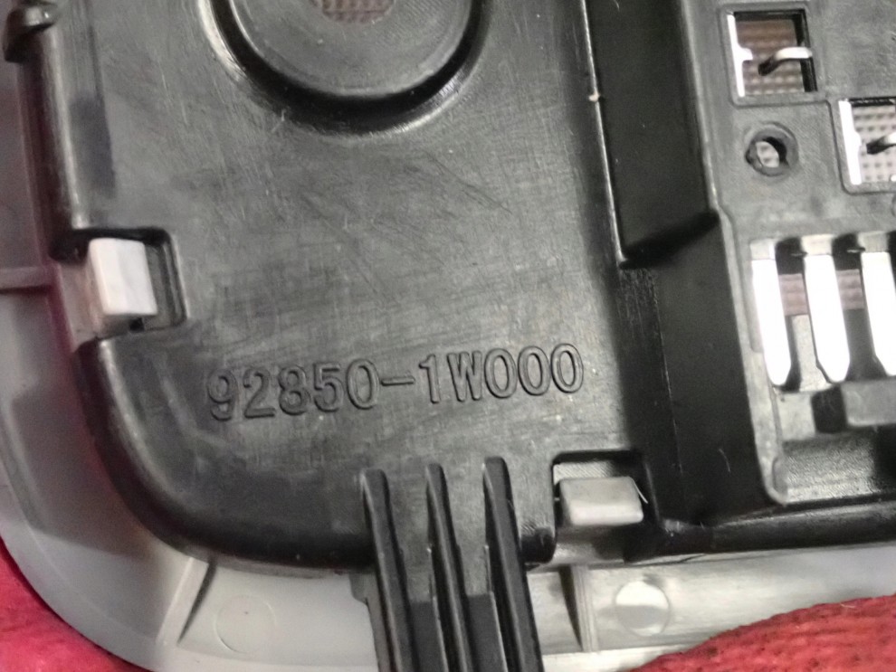 KIA RIO III HB 11-14 LAMPKA OŚWIETLENIA KABINY TYLNA 5/5