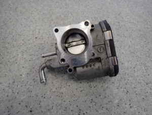 KIA RIO III 1.2i 11-14 PRZEPUSTNICA POWIETRZA 6/7 MINIATURA