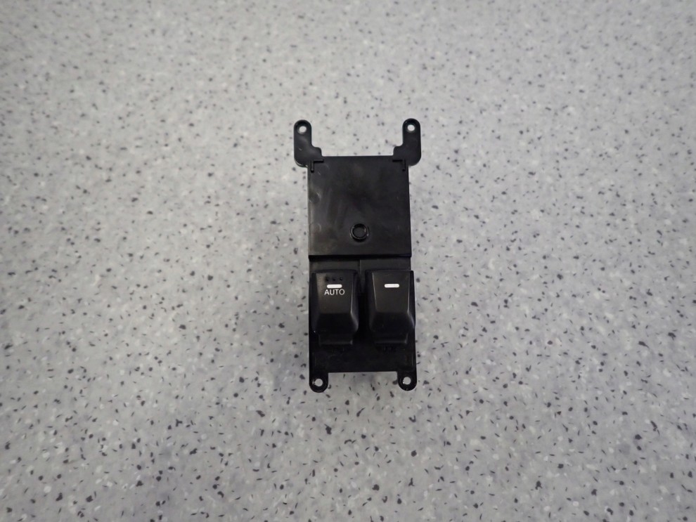 KIA RIO III HB 11-14 PANEL SZYB PRZEDNI LEWY 2 SZYBY 2/7