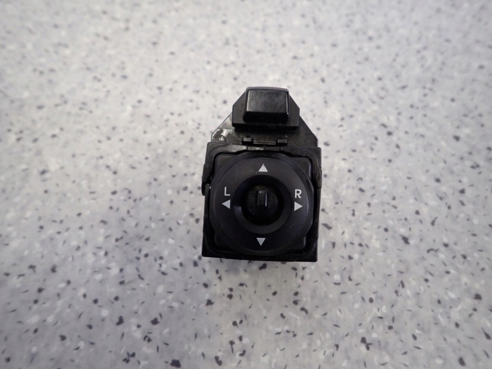 HYUNDAI IX20 09- PRZEŁĄCZNIK REGULACJI LUSTEREK 1/7