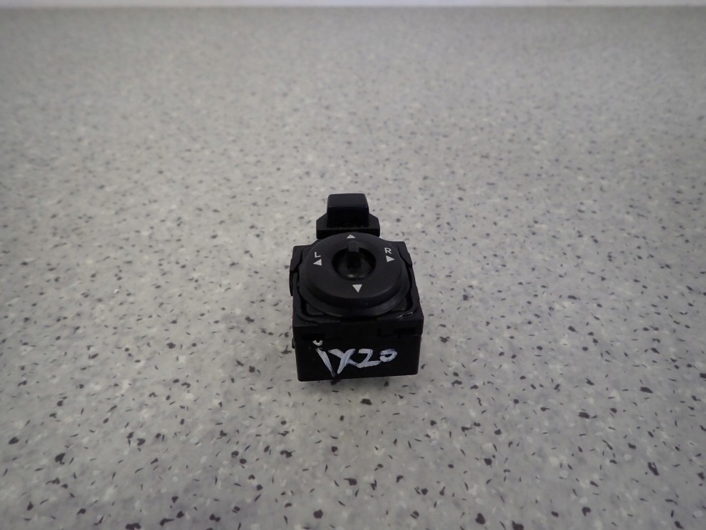 HYUNDAI IX20 09- PRZEŁĄCZNIK REGULACJI LUSTEREK 5/7