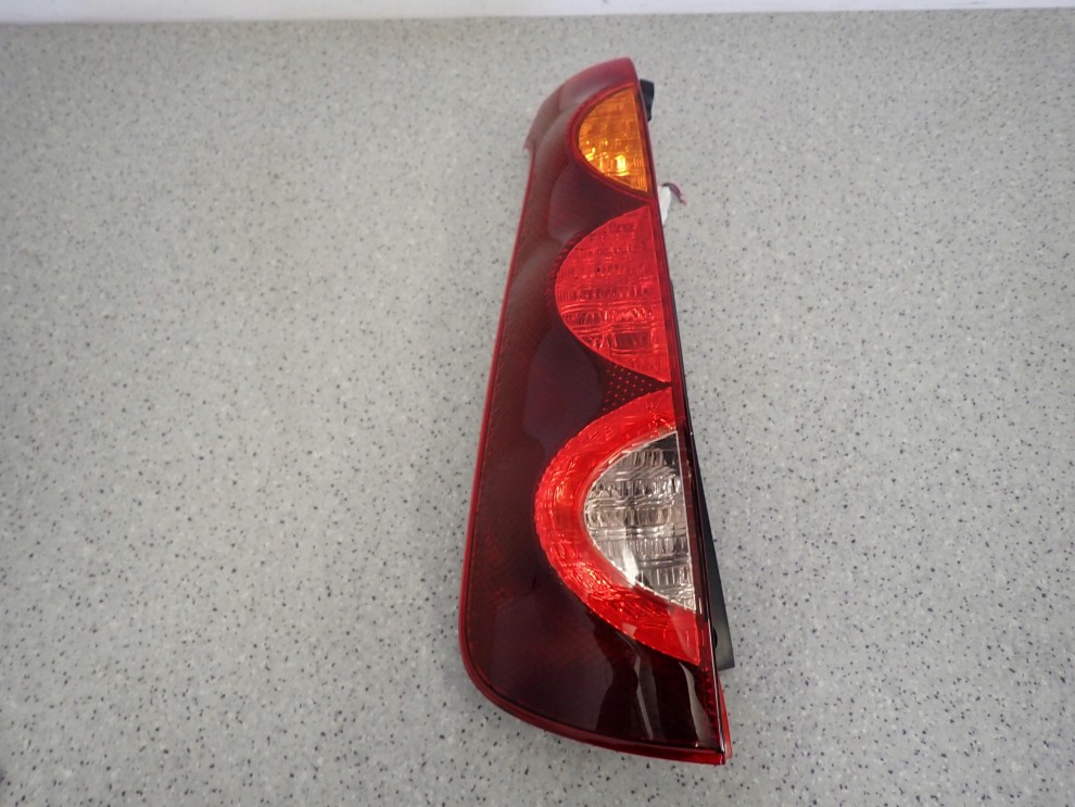 NISSAN NOTE E11 09-11 LAMPA TYŁ LEWA LIFT CIEMNA 1/8