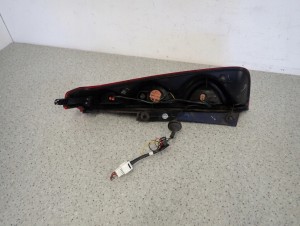 NISSAN NOTE E11 09-11 LAMPA TYŁ LEWA LIFT CIEMNA 7/8 MINIATURA