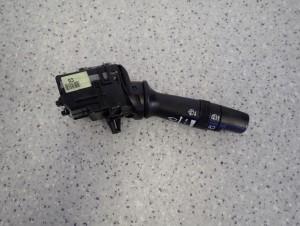 KIA RIO III 11-14 PRZEŁĄCZNIK WYCIERACZEK 3/5 MINIATURA