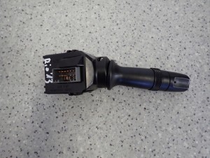 KIA RIO III 11-14 PRZEŁĄCZNIK WYCIERACZEK 4/5 MINIATURA