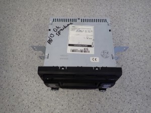 KIA RIO III 11-14 RADIO FABRYCZNE 3/6 MINIATURA