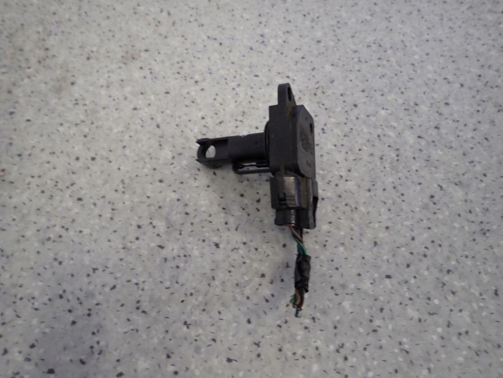 TOYOTA COROLLA E12 1.4 D4D 02-07 PRZEPŁYWOMIERZ POWIETRZA 4/5