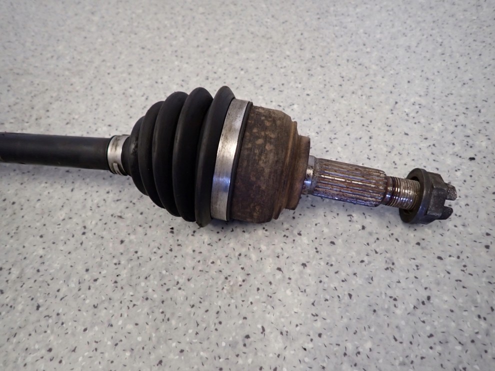 NISSAN MICRA K12 CR12 AUTOMAT 03-10 PÓŁOŚ PRAWA DŁUGA 3/3