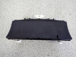 TOYOTA COROLLA E12 1.4 D4D 02-07 LICZNIK ZEGARY AUTOMAT 1/6 MINIATURA