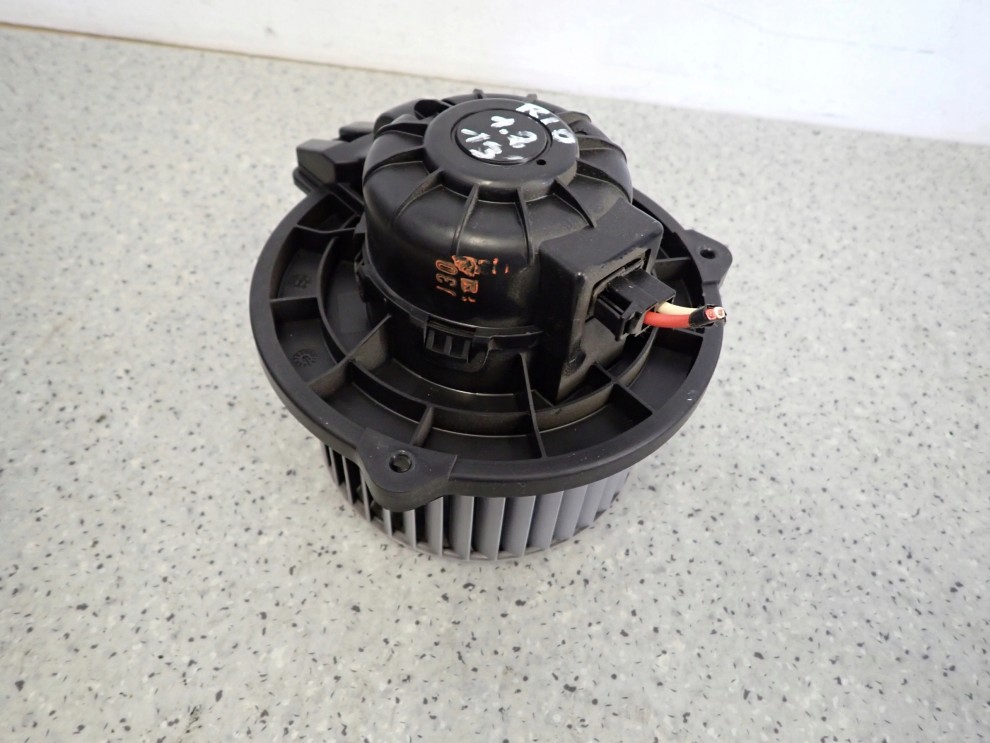 KIA RIO III 11-14 WENTYLATOR NAGRZEWNICY DMUCHAWA 4/7