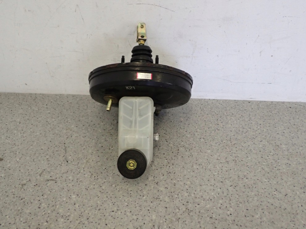 TOYOTA YARIS VERSO 99- SERWO HAMULCOWE POMPA 8/8