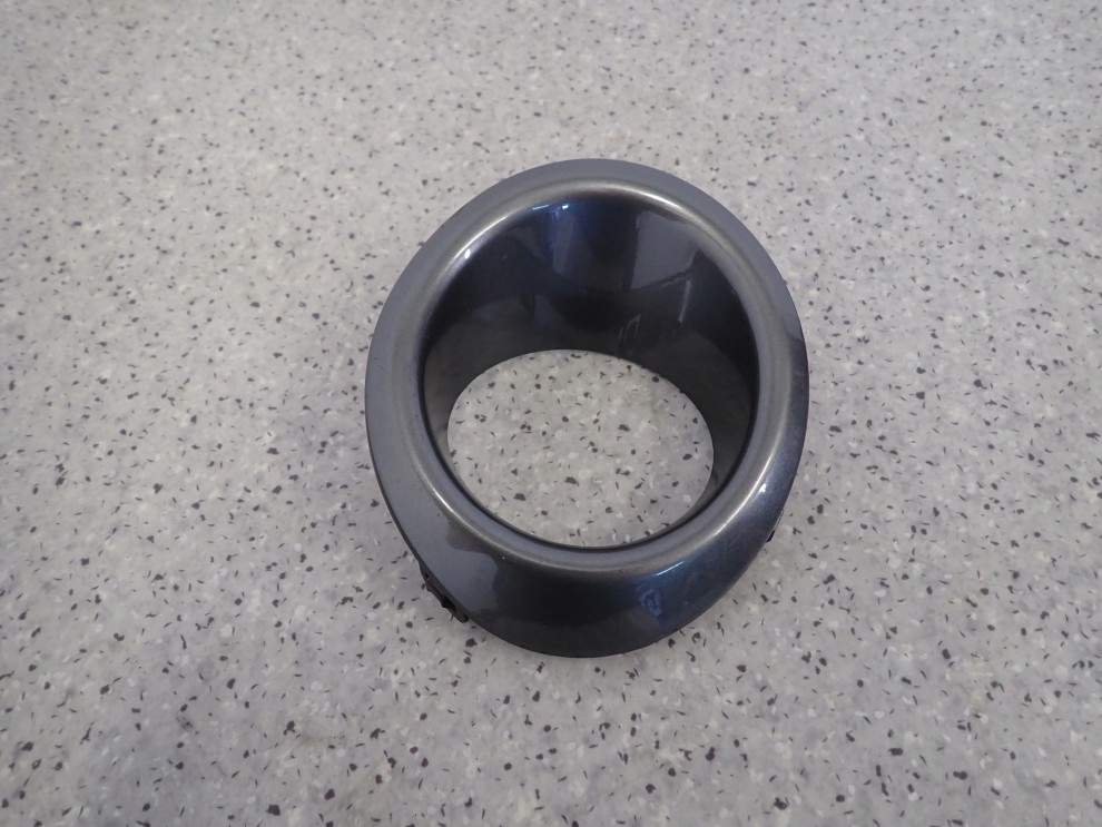 NISSAN NOTE E11 06-09 RAMKA KRATKA HALOGENU PRZEDNIA LEWA 2/6