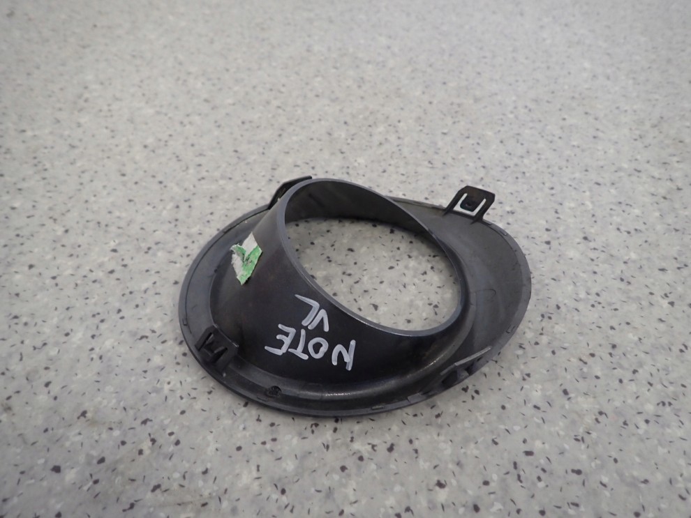 NISSAN NOTE E11 06-09 RAMKA KRATKA HALOGENU PRZEDNIA LEWA 6/6