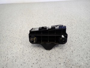 TOYOTA VERSO 09-13 ŚLIZG ZDERZAKA TYLNY LEWY 3/6 MINIATURA