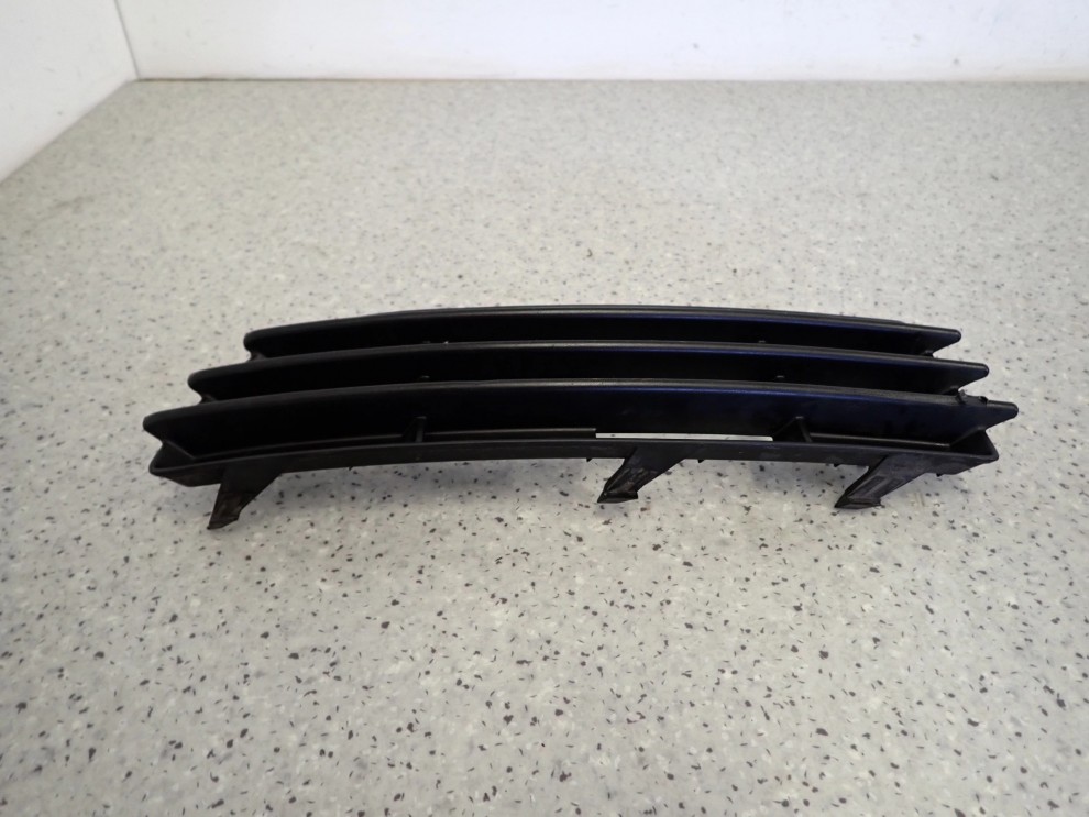 MITSUBISHI COLT 5D 04-08 KRATKA HALOGENU PRZEDNIA LEWA 5/5