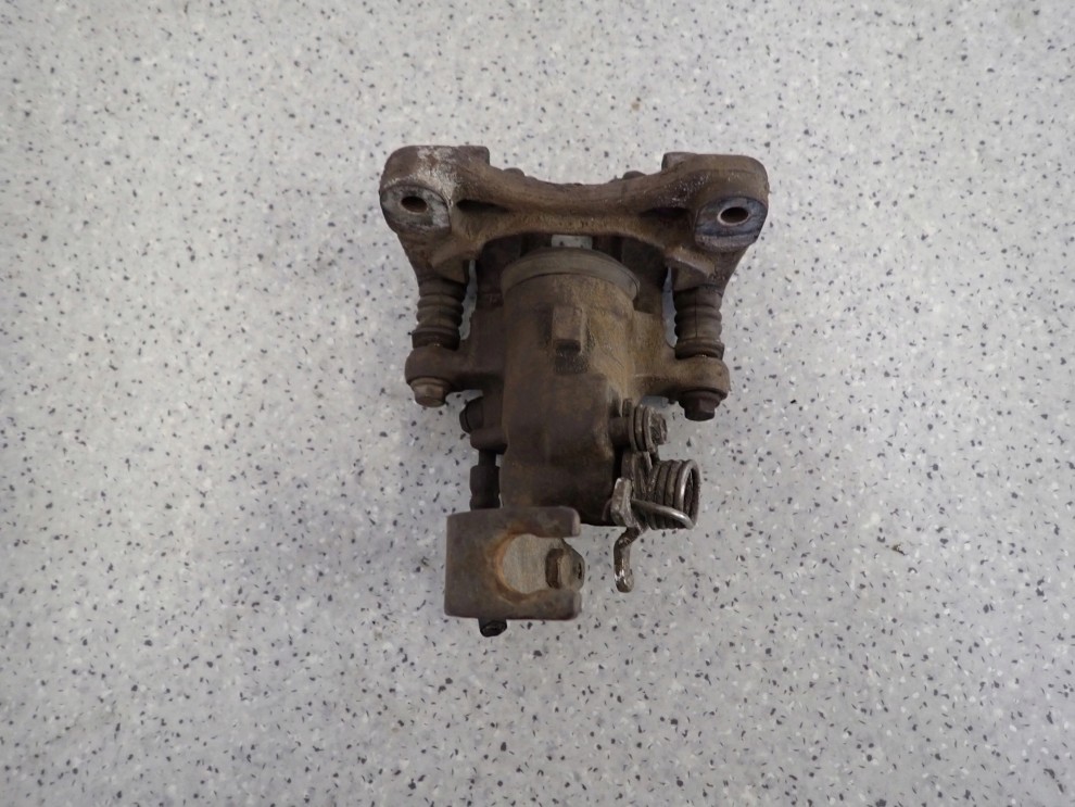 NISSAN ALMERA TINO 00-06 ZACISK HAMULCOWY TYLNY PRAWY 3/6