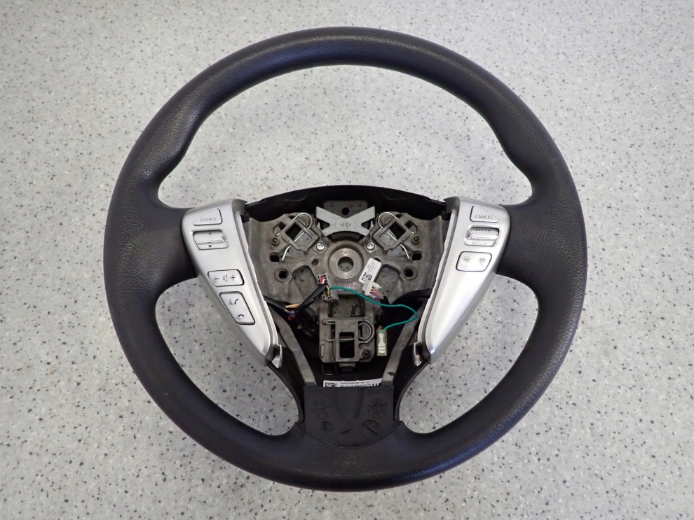 NISSAN NOTE E12 12- KIEROWNICA KOŁO KIEROWNICY 1/9