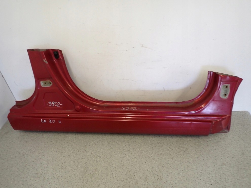 HYUNDAI IX20 09- PRÓG PRAWY HAT 2/10