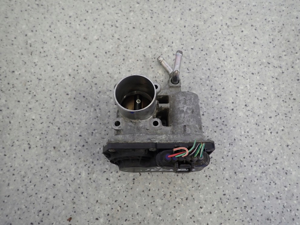 MITSUBISHI COLT CZ3 04- 1.1i PRZEPUSTNICA POWIETRZA MN149258 2/6