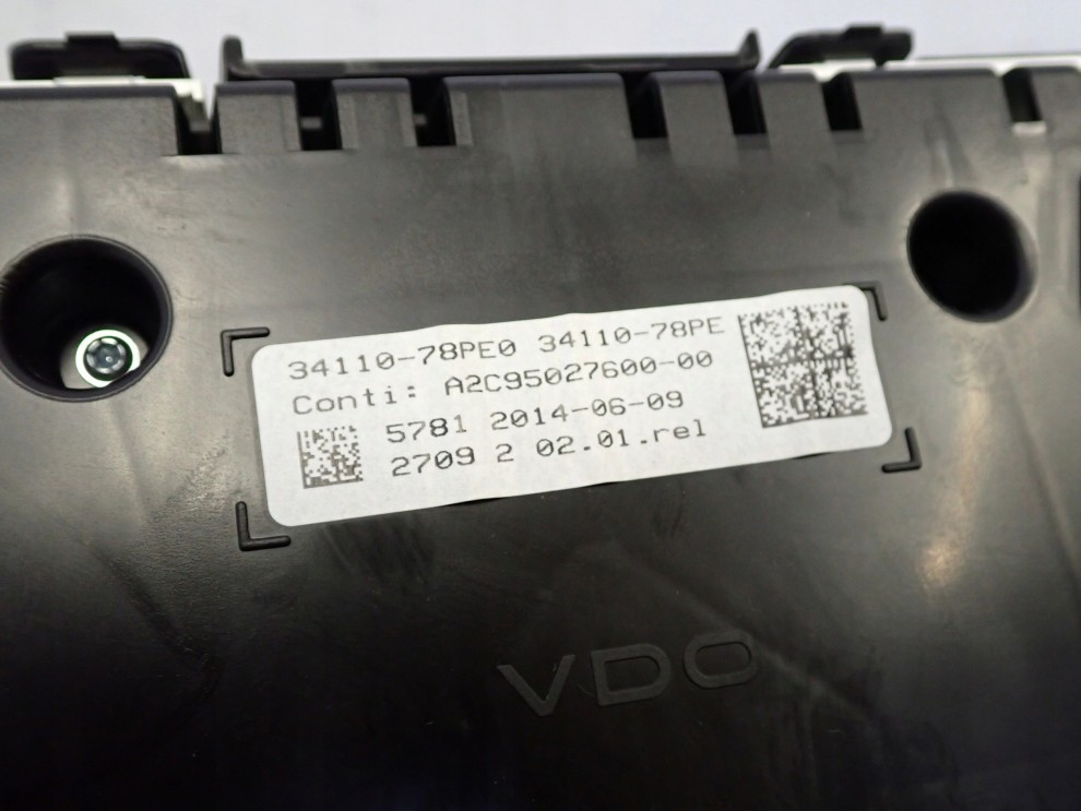 SUZUKI SWIFT MK7 1.3 DIESEL 10-16 ZEGARY LICZNIK 6/8