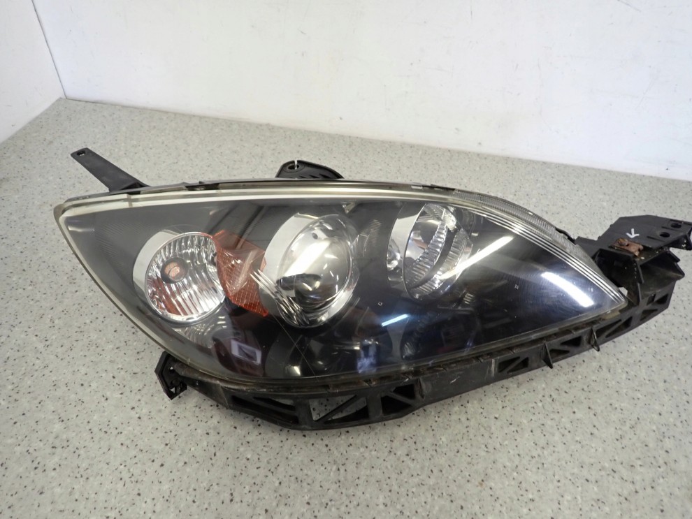 MAZDA3 MAZDA 3 BK HB 03- REFLEKTOR LAMPA PRZEDNIA PRAWA EUROPA 2/12