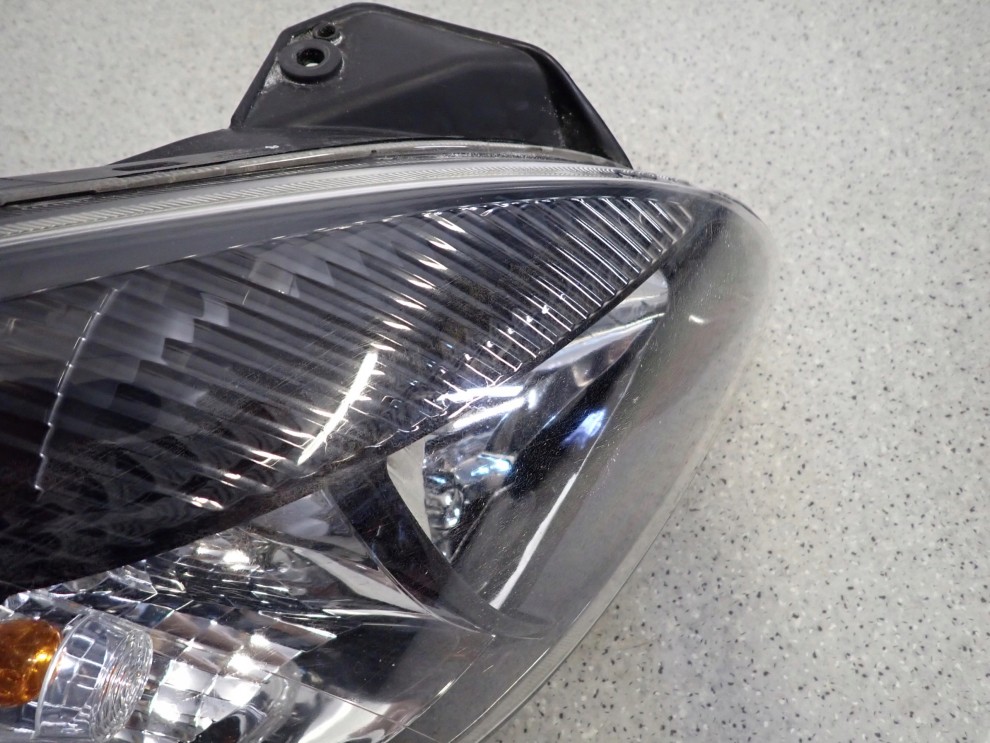 KIA RIO II 10-12 REFLEKTOR PRAWY LAMPA PRZEDNIA PRAWA 8/14