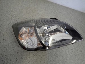 KIA RIO II 10-12 REFLEKTOR PRAWY LAMPA PRZEDNIA PRAWA 3/14 MINIATURA