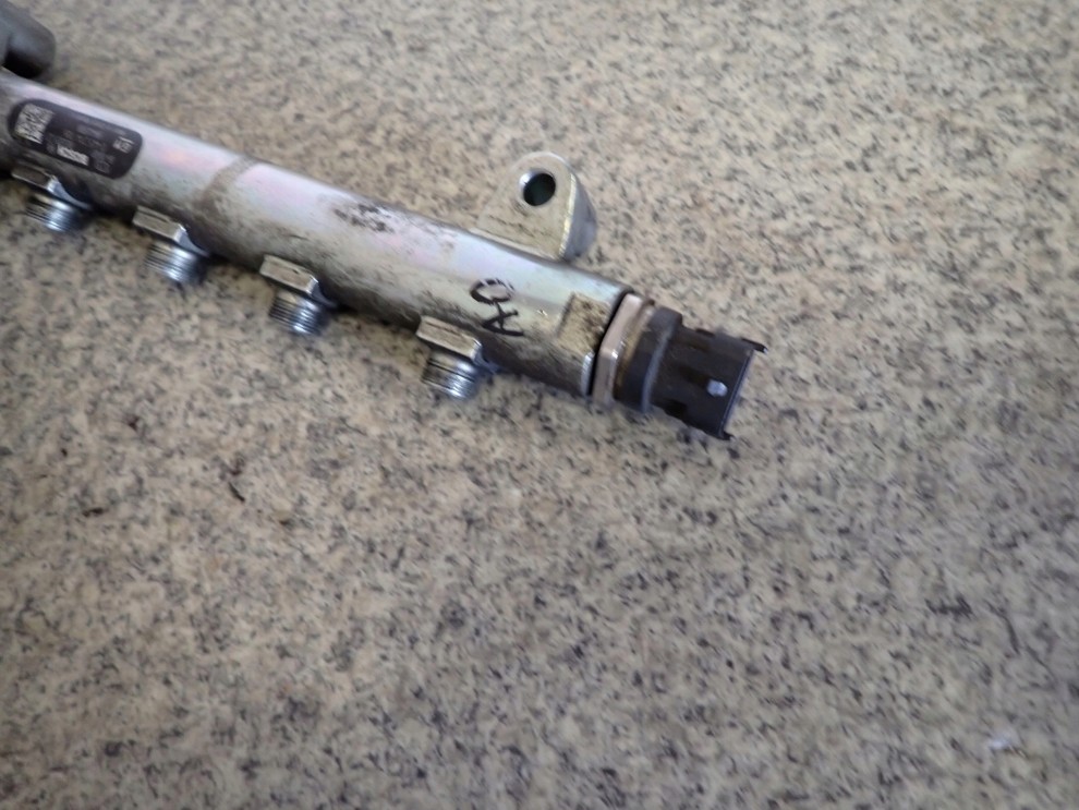 CHEVROLET EPICA 2.D LISTWA WTRYSKOWA CZUJNIK ZAWÓR 5/8