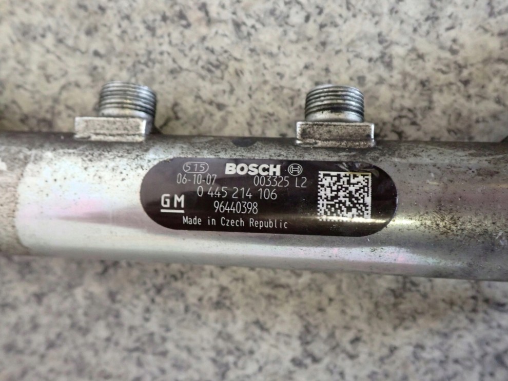 CHEVROLET EPICA 2.D LISTWA WTRYSKOWA CZUJNIK ZAWÓR 7/8