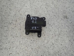 KIA RIO III 11-14 NASTAWNIK REGULATOR SILNICZEK KLAPEK NAGRZEWNICY