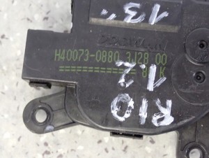 KIA RIO III 11-14 NASTAWNIK REGULATOR SILNICZEK KLAPEK NAGRZEWNICY 3/7 MINIATURA