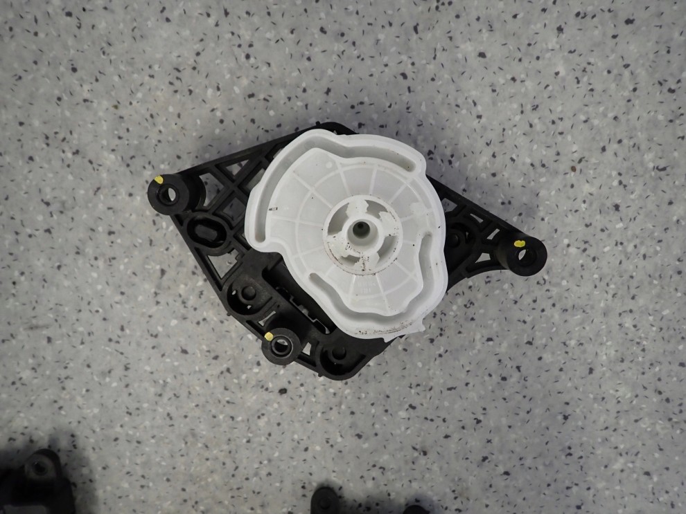 KIA RIO III 11-14 NASTAWNIK REGULATOR SILNICZEK KLAPEK NAGRZEWNICY 5/10