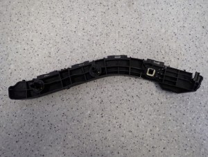 TOYOTA VERSO 09-13 ŚLIZG ZDERZAKA TYLNY LEWY 2/4 MINIATURA