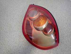 NISSAN ALMERA N16 HB 03-06 LAMPA TYLNA PRAWA TYŁ 4/7 MINIATURA