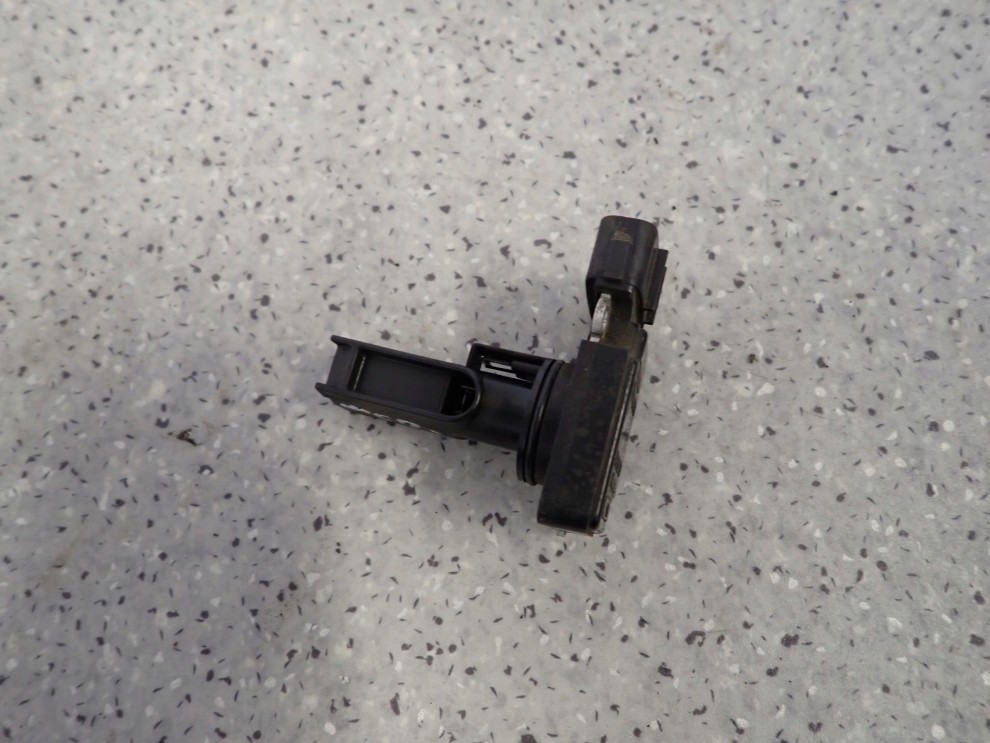 TOYOTA COROLLA E11 2.0 D4D 97-01 PRZEPŁYWOMIERZ POWIETRZA 4/6