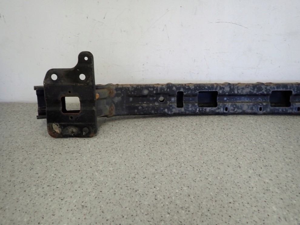 KIA CARENS III 06-11 BELKA ZDERZAKA PRZEDNIEGO 6/8