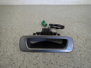 SUZUKI SWIFT MK6 04- KLAMKA TYLNEJ KLAPY SWITCH