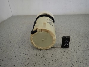 NISSAN ALMERA N16 00-03 BENZYNA POMPA PALIWA 4/4 MINIATURA