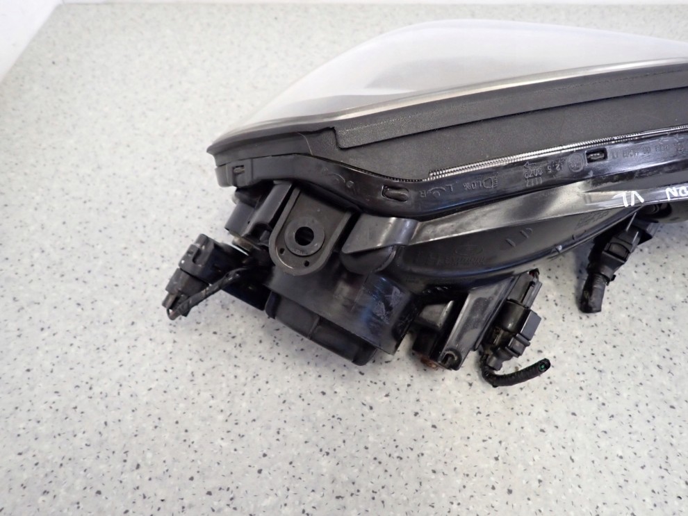 HYUNDAI TUCSON 04-10 REFLEKTOR LEWY LAMPA PRZEDNIA 7/8