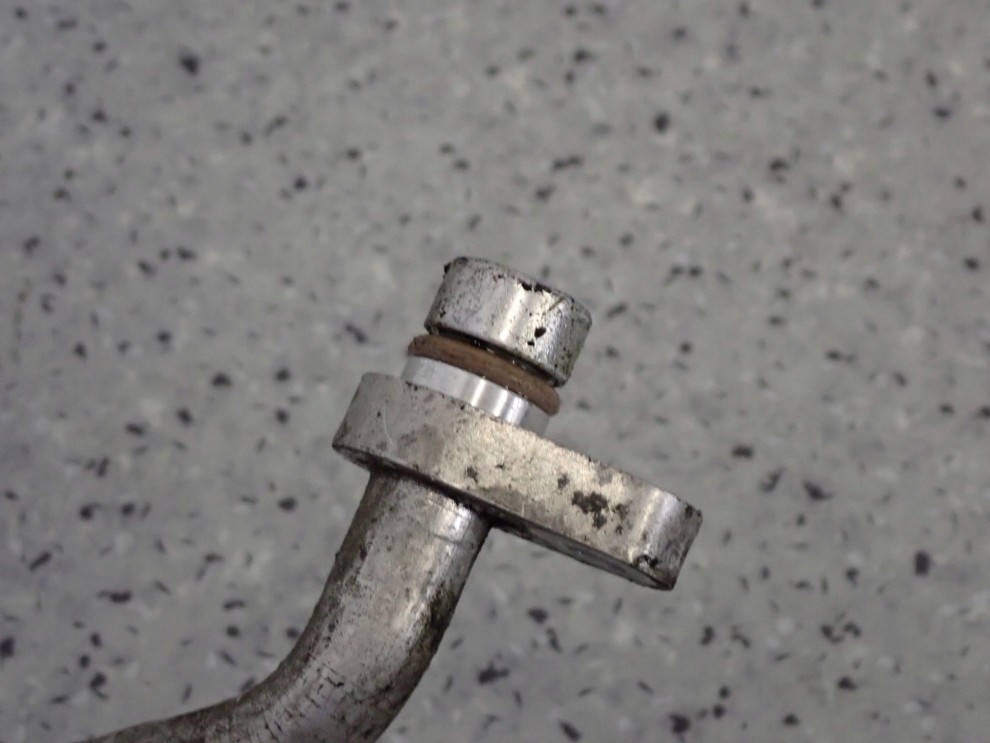 NISSAN NOTE E11 06-12 1.4I PRZEWÓD KLIMATYZACJI 2/5