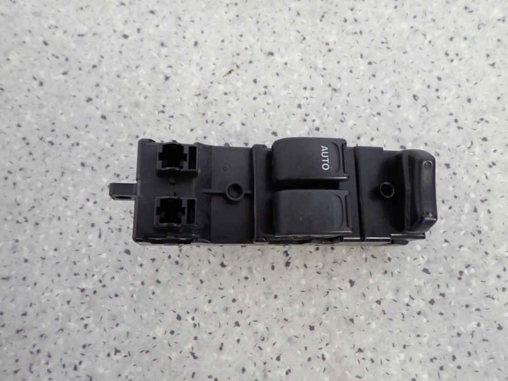 SUZUKI IGNIS 00-03 PANEL SZYB PRZEDNI LEWY 2 SZYBY 1/6