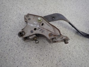 TOYOTA COROLLA VERSO BENZYNA 04- PEDAŁ SPRZĘGŁA 2/6 MINIATURA