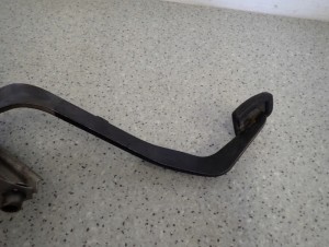 TOYOTA COROLLA VERSO BENZYNA 04- PEDAŁ SPRZĘGŁA 4/6 MINIATURA