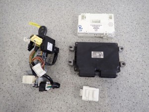 SUZUKI SPLASH 1.2i 08- ZESTAW STARTOWY KOMPUTER STACYJKA 1/7 MINIATURA