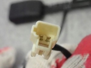 SUZUKI SPLASH 08-14 ZAPINKA PASA PRZEDNIA LEWA 7/7 MINIATURA