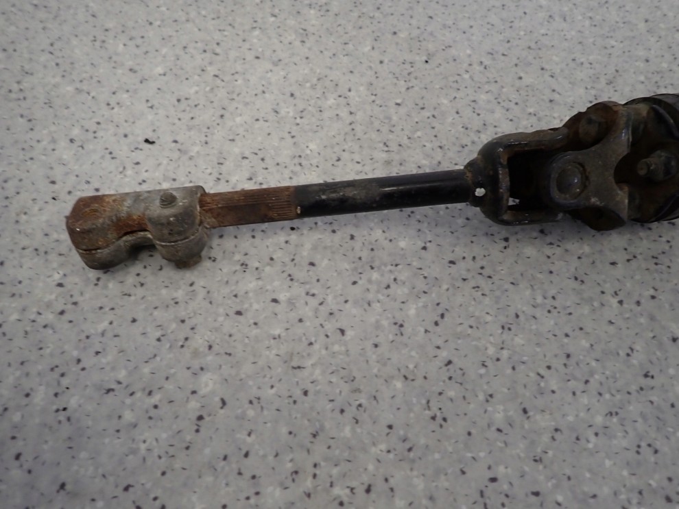 SUZUKI GRAND VITARA I 99-05 KRZYŻAK KOLUMNY KIEROWNICZEJ 5/6